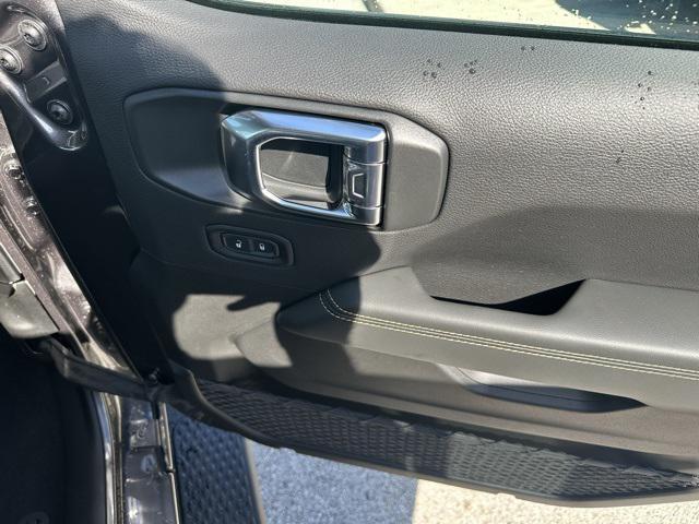 new 2025 Jeep Gladiator car, priced at $44,697