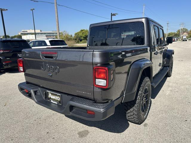 new 2025 Jeep Gladiator car, priced at $44,697