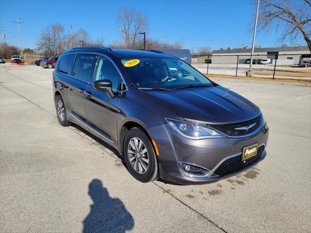 used 2020 Chrysler Pacifica car, priced at $21,711