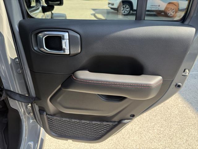 used 2022 Jeep Wrangler Unlimited car, priced at $41,995