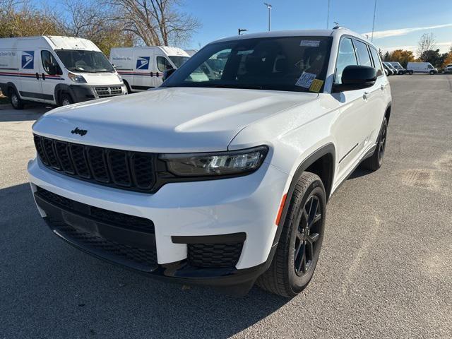 used 2024 Jeep Grand Cherokee L car, priced at $28,996