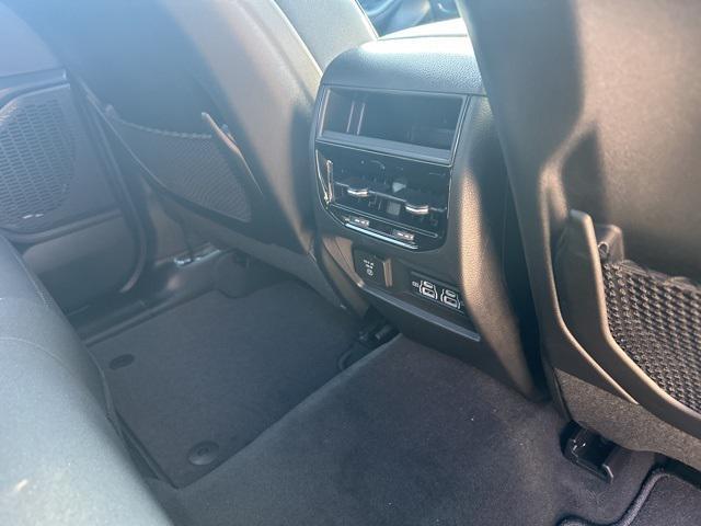 new 2025 Jeep Grand Cherokee car, priced at $38,129