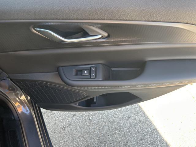 new 2025 Jeep Grand Cherokee car, priced at $38,129