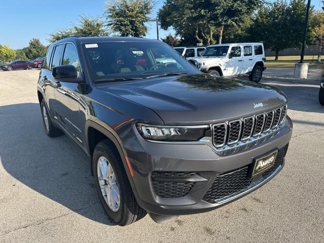 new 2025 Jeep Grand Cherokee car, priced at $38,129