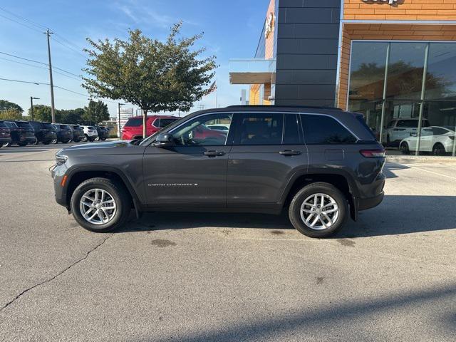 new 2025 Jeep Grand Cherokee car, priced at $38,129
