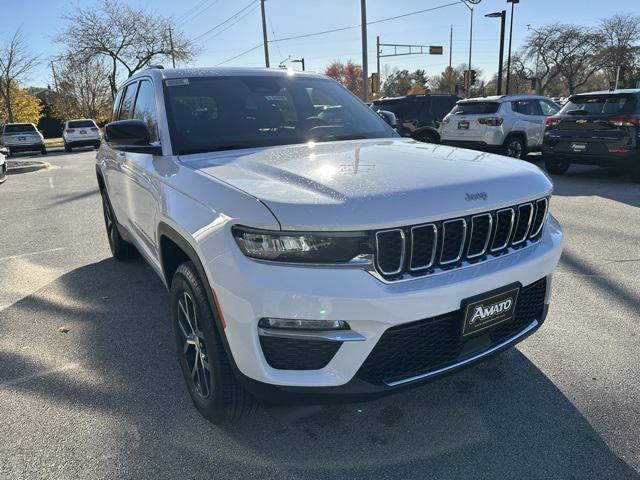 new 2025 Jeep Grand Cherokee car, priced at $41,414