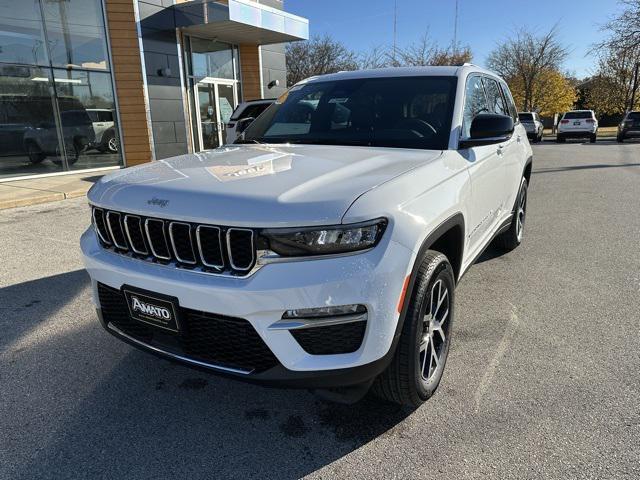 new 2025 Jeep Grand Cherokee car, priced at $41,414