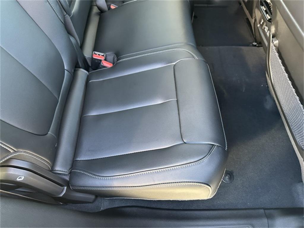 new 2025 Jeep Grand Cherokee car, priced at $41,414