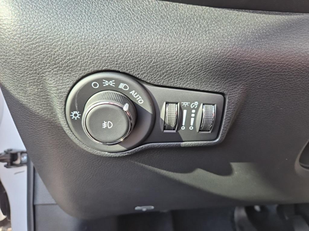 new 2026 Jeep Compass car, priced at $31,340