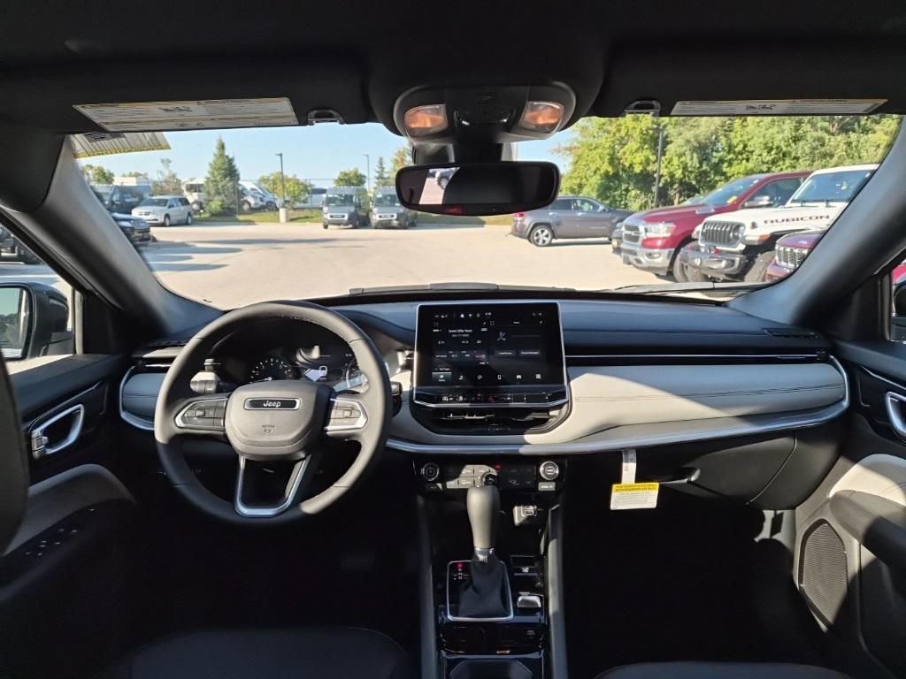 new 2026 Jeep Compass car, priced at $31,340
