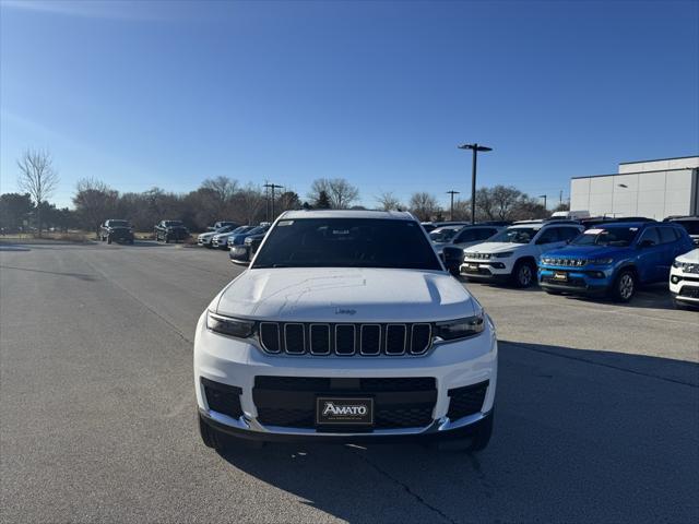 new 2025 Jeep Grand Cherokee L car, priced at $39,429