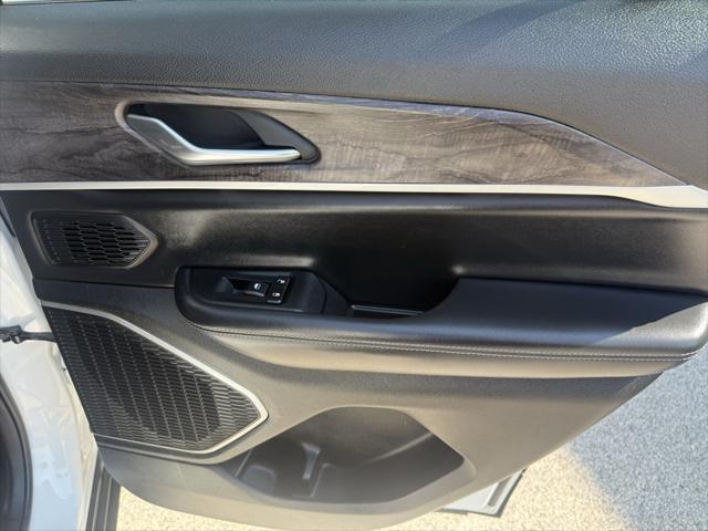used 2022 Jeep Grand Cherokee car, priced at $30,255