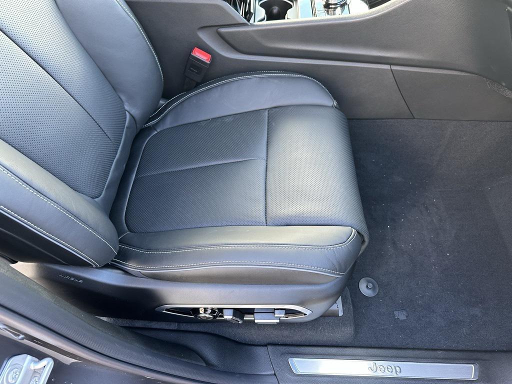 new 2025 Jeep Grand Cherokee L car, priced at $57,993