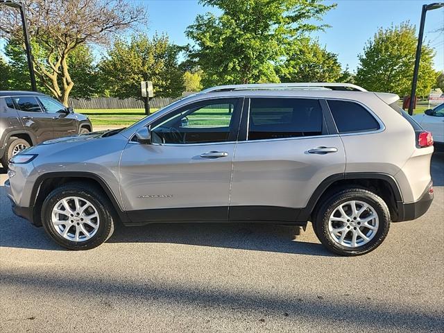 used 2018 Jeep Cherokee car, priced at $19,455