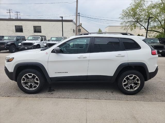 used 2020 Jeep Cherokee car, priced at $23,555