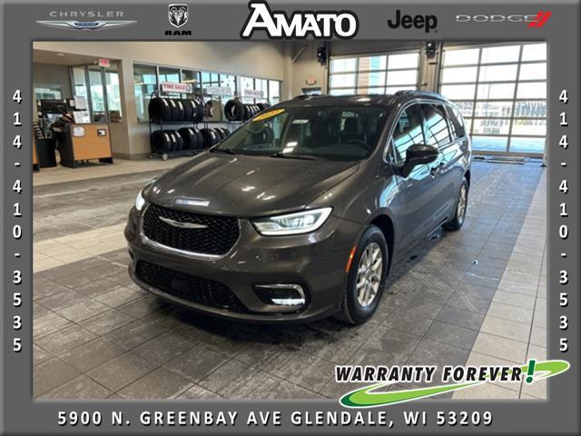 used 2022 Chrysler Pacifica car, priced at $22,511