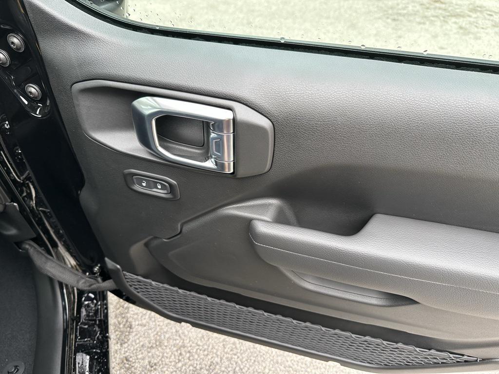 new 2026 Jeep Wrangler car, priced at $50,411