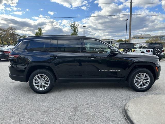 new 2025 Jeep Grand Cherokee L car, priced at $39,989