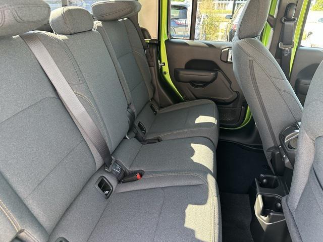 new 2025 Jeep Gladiator car, priced at $46,791