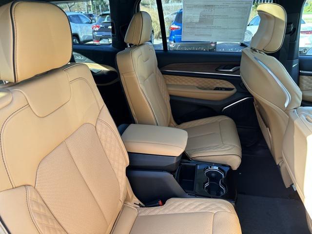 new 2025 Jeep Grand Cherokee L car, priced at $58,062