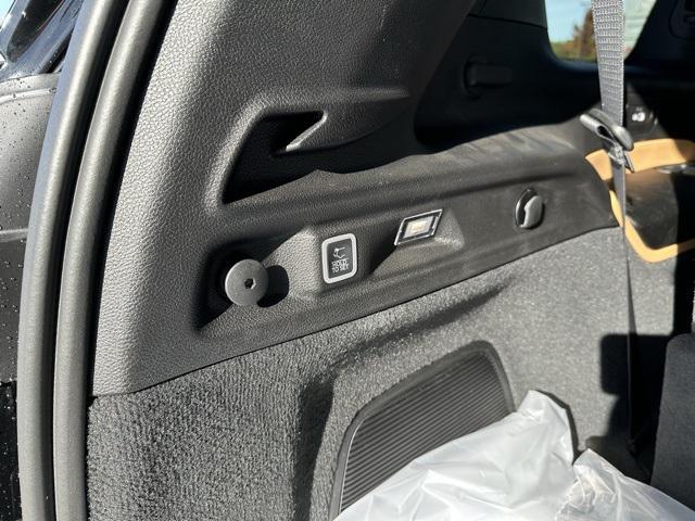 new 2025 Jeep Grand Cherokee L car, priced at $58,062