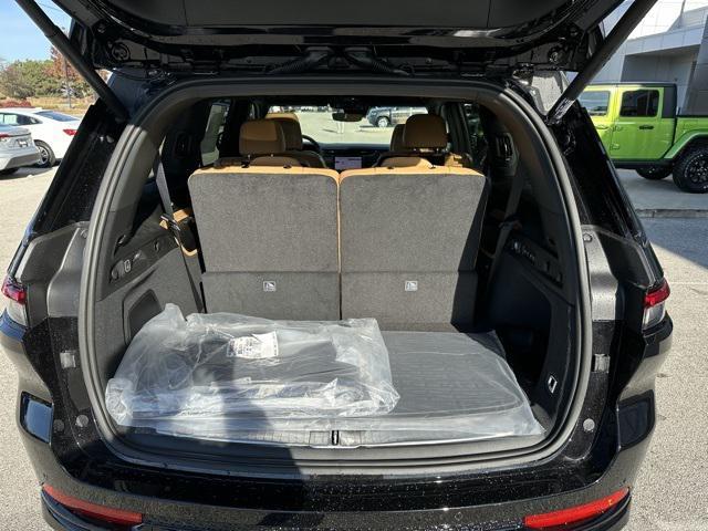 new 2025 Jeep Grand Cherokee L car, priced at $58,062