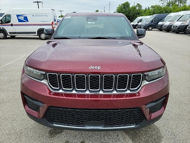 new 2025 Jeep Grand Cherokee car, priced at $41,550