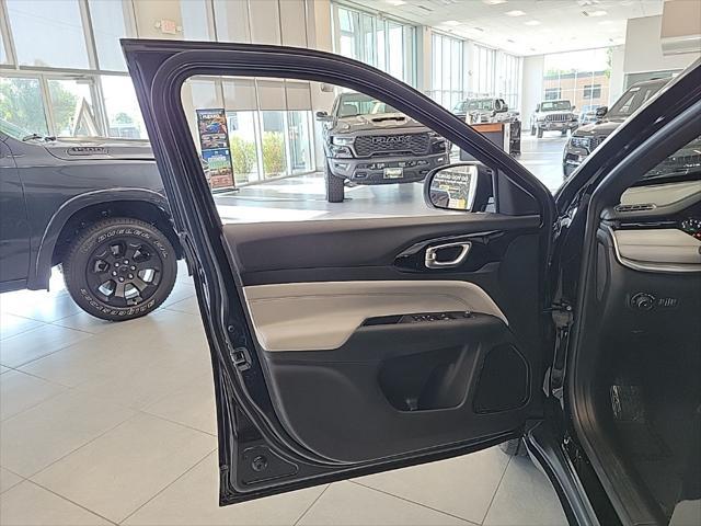 new 2025 Jeep Compass car, priced at $30,352