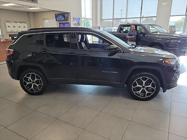 new 2025 Jeep Compass car, priced at $30,352