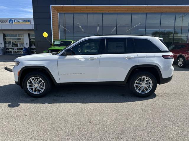 new 2025 Jeep Grand Cherokee car, priced at $35,982
