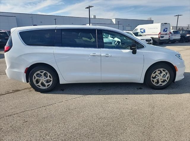 new 2024 Chrysler Pacifica car, priced at $43,994