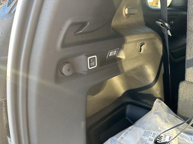 new 2025 Jeep Grand Cherokee L car, priced at $41,591