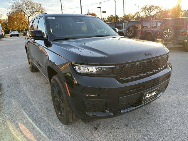 new 2025 Jeep Grand Cherokee L car, priced at $41,591