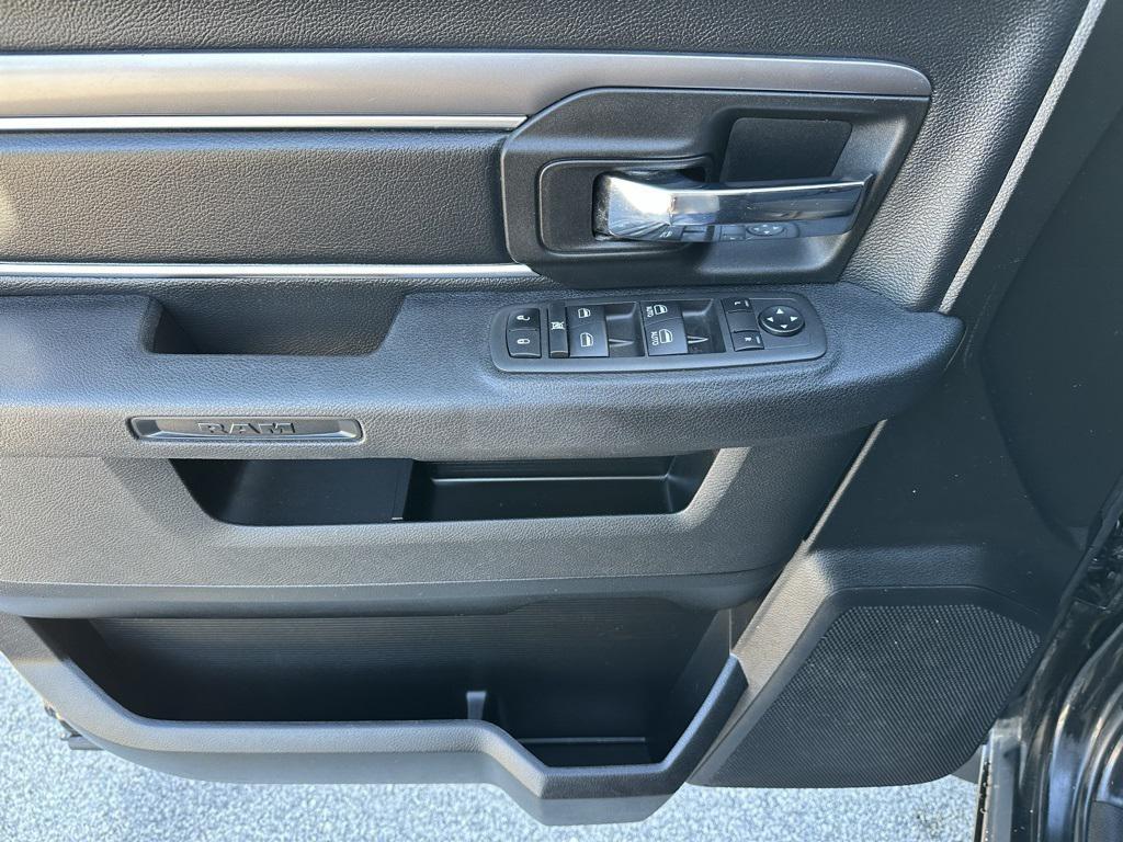 used 2022 Ram 1500 Classic car, priced at $33,401