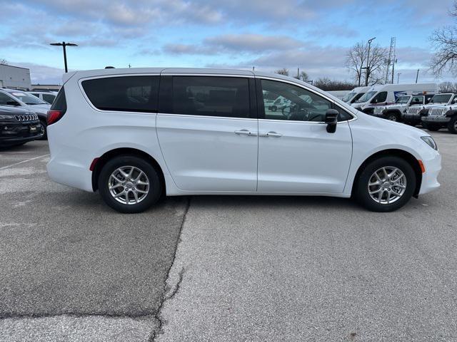 new 2025 Chrysler Voyager car, priced at $39,050