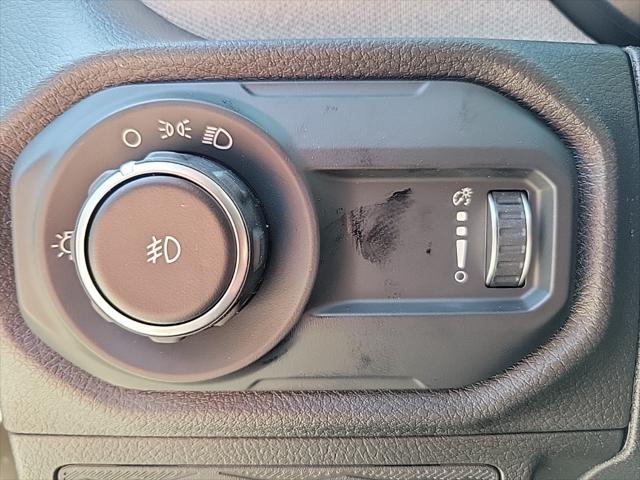 new 2025 Jeep Wrangler car, priced at $34,975