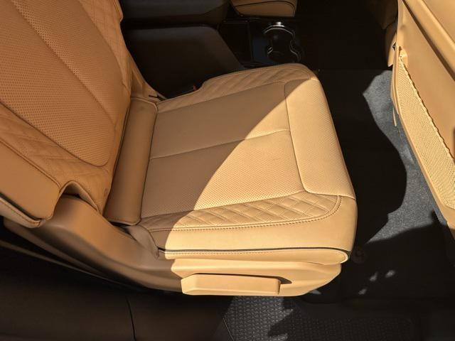 new 2025 Jeep Grand Cherokee L car, priced at $57,789