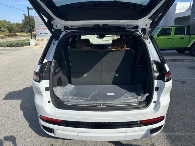 new 2025 Jeep Grand Cherokee L car, priced at $57,789