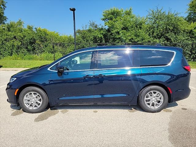 new 2025 Chrysler Pacifica car, priced at $41,863