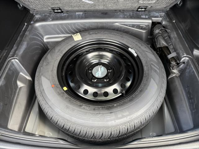 used 2024 Jeep Grand Cherokee car, priced at $39,967