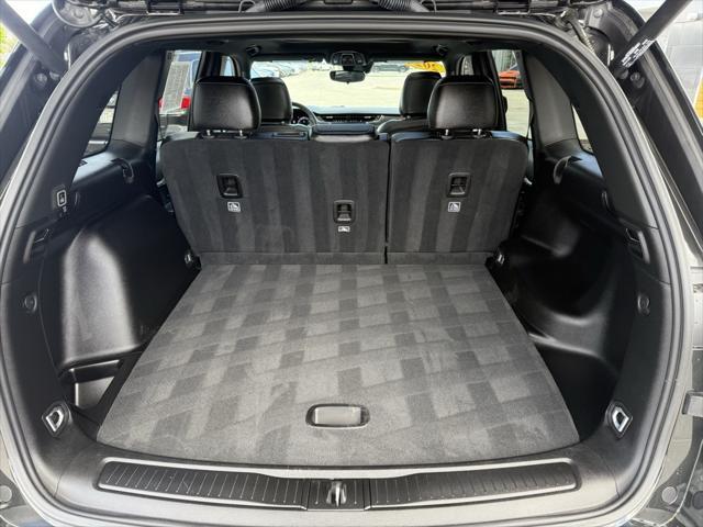 used 2024 Jeep Grand Cherokee car, priced at $39,967
