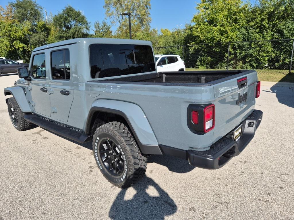 new 2025 Jeep Gladiator car, priced at $44,892