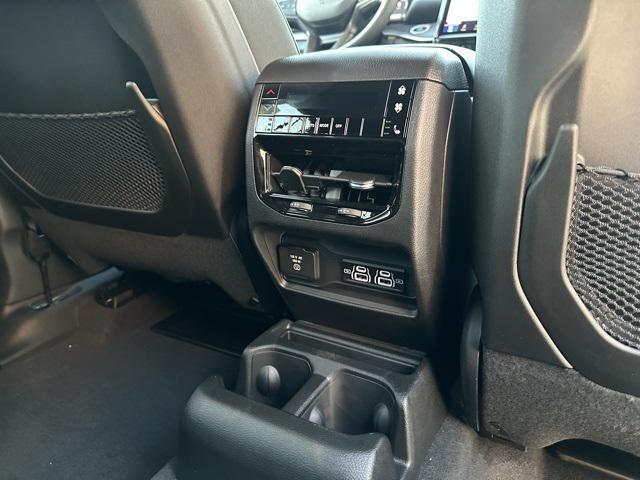 new 2025 Jeep Grand Cherokee L car, priced at $42,668