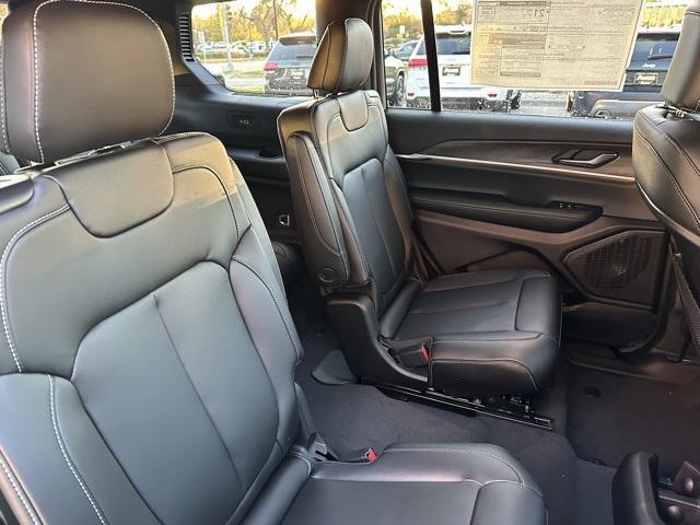 new 2025 Jeep Grand Cherokee L car, priced at $42,668