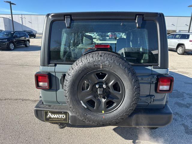 new 2025 Jeep Wrangler car, priced at $40,089