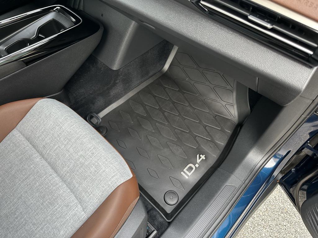 used 2023 Volkswagen ID.4 car, priced at $23,752
