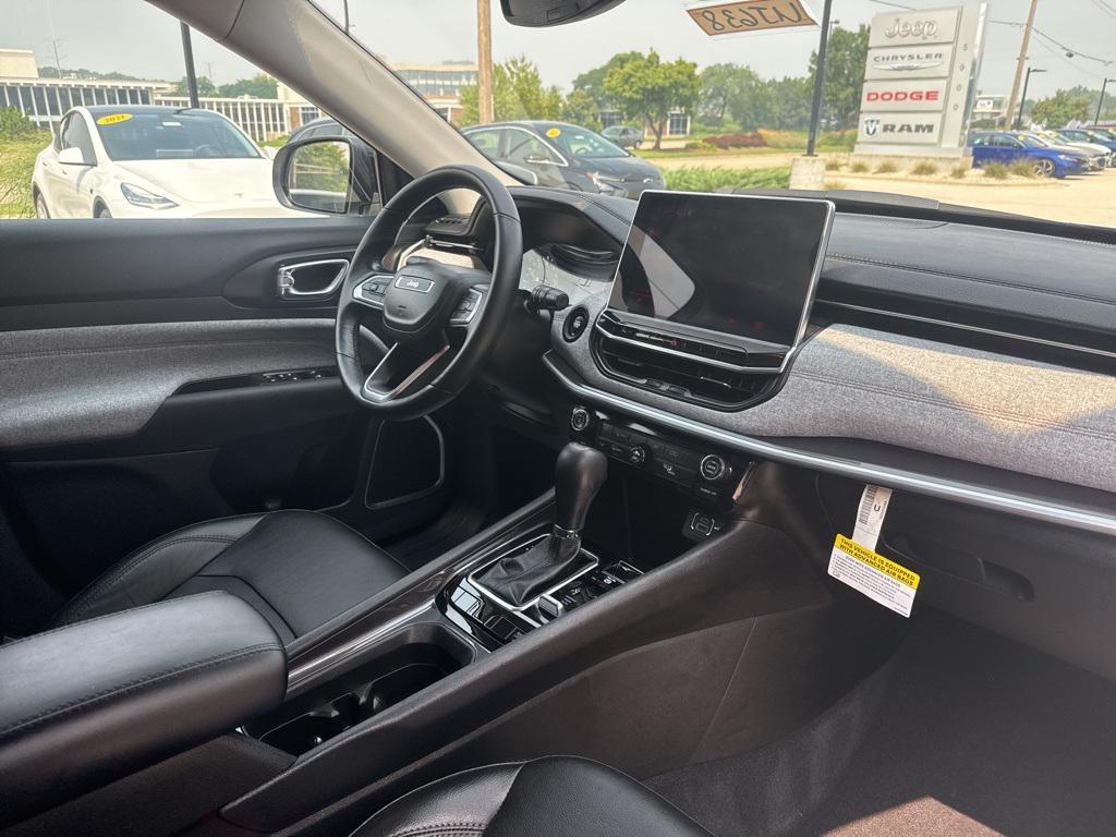 used 2022 Jeep Compass car, priced at $25,501