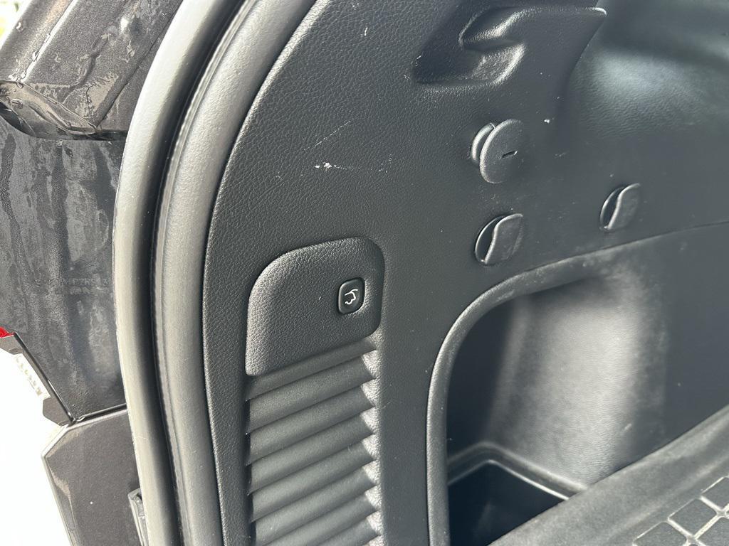 used 2021 Jeep Grand Cherokee car, priced at $23,986