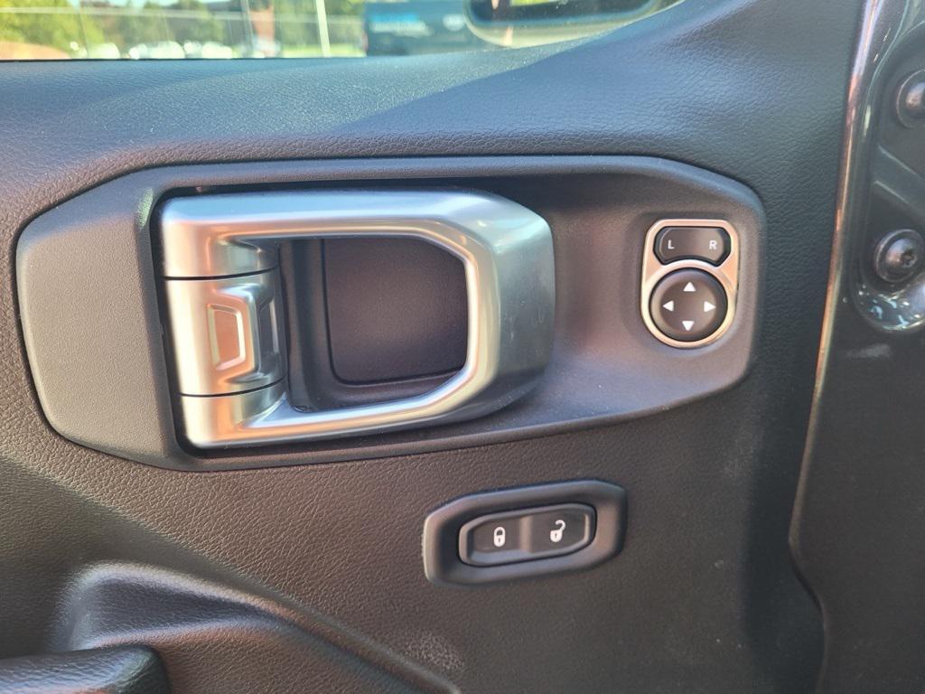 used 2023 Jeep Gladiator car