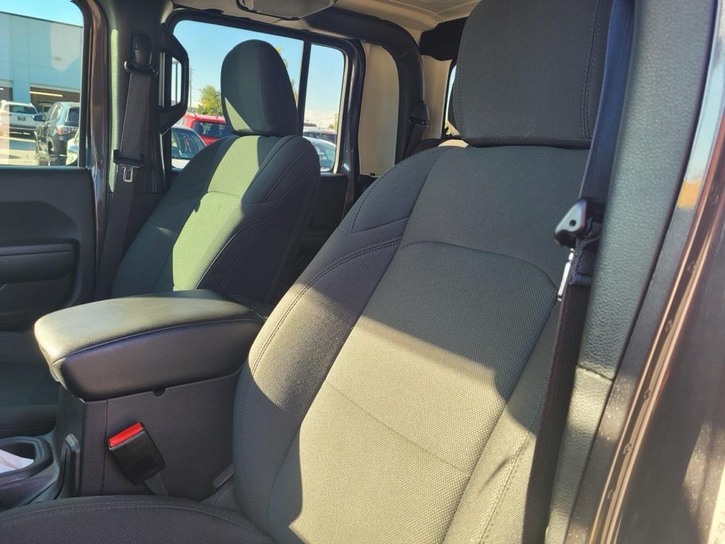 used 2023 Jeep Gladiator car